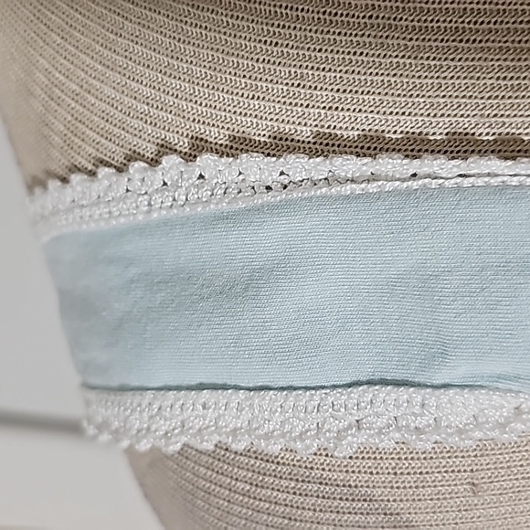 p.jamas maxi night gown‎ prima cotton size medium.  Enbroidery smocking. - Picture 3 of 12